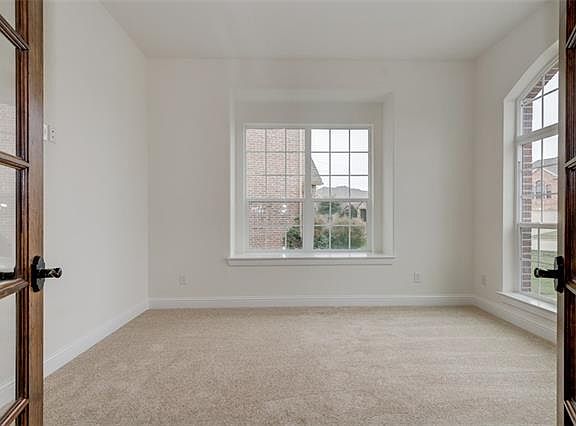4th image of 15016 Seventeen Lakes Blvd