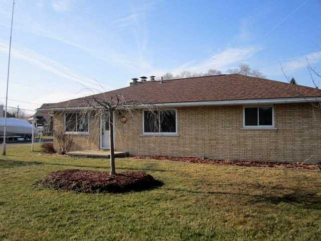 1st image of 46815 Roselane Dr