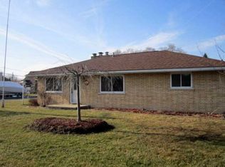 46815 Roselane Dr, New Baltimore, MI 48047