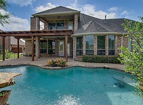 5th image of 9030 Crockett Dr