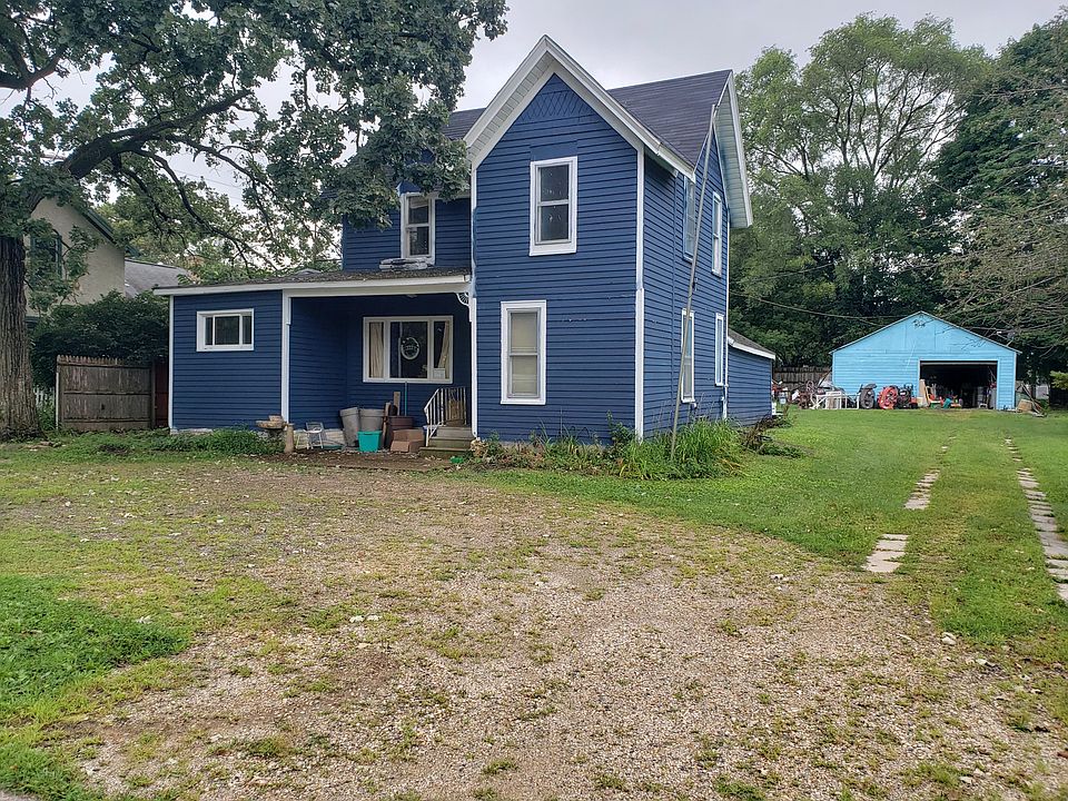 2nd image of 122 Elmhurst Ct