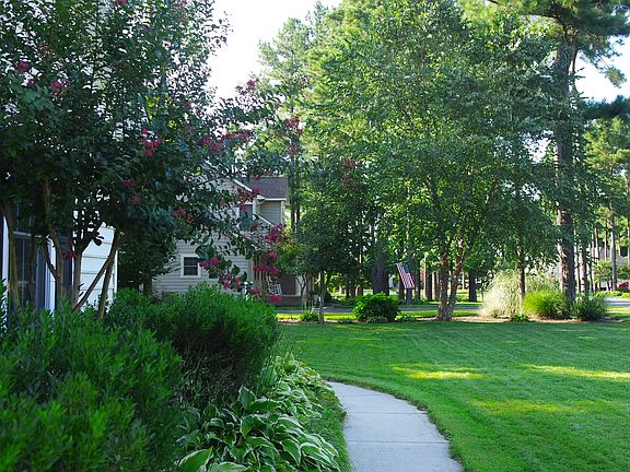 5th image of 8 Boisenberry Ln