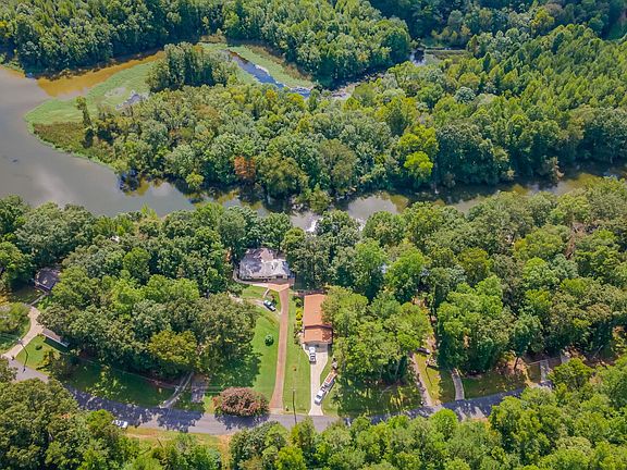 4th image of 891 County Road 563
