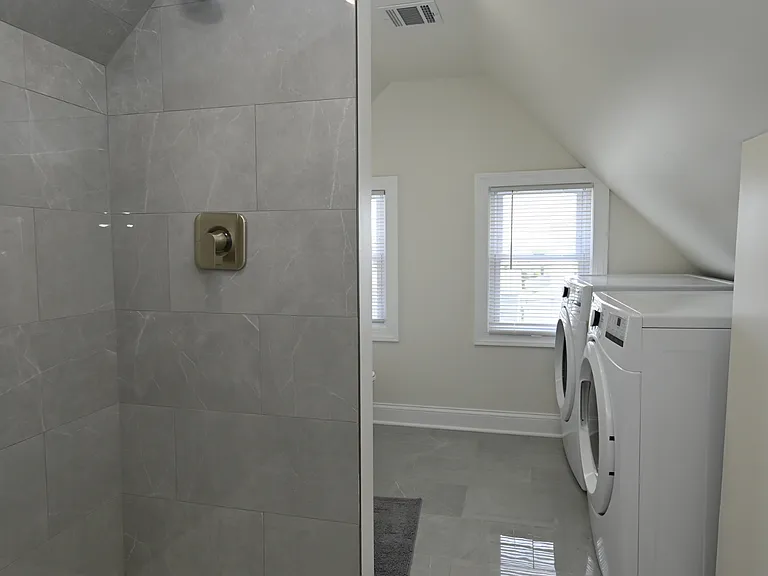 116 11th Ave #B — Photo 26