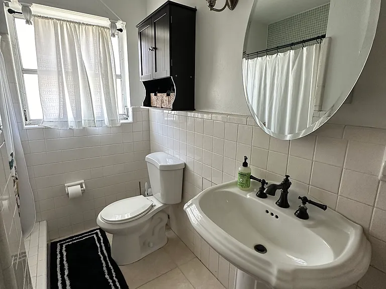 1147 Milano Dr — Photo 25