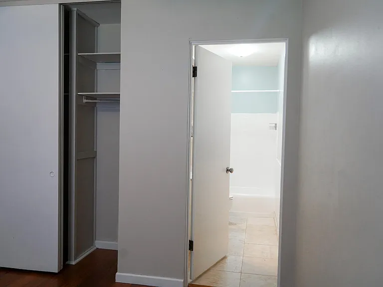 440 Normandy Rd — Photo 11