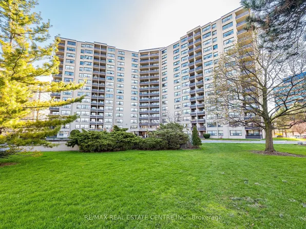 451 The West Mall #1502, Toronto, ON M9C 1G1