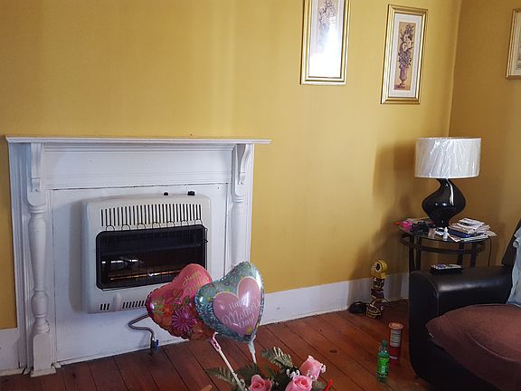 4th image of 18134 Beaton Ave