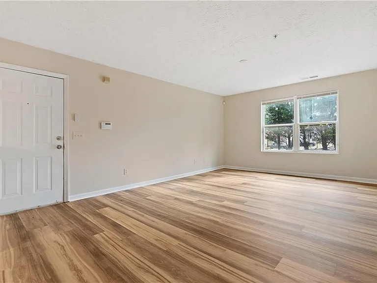 6104 Waldrop Pl — Photo 7