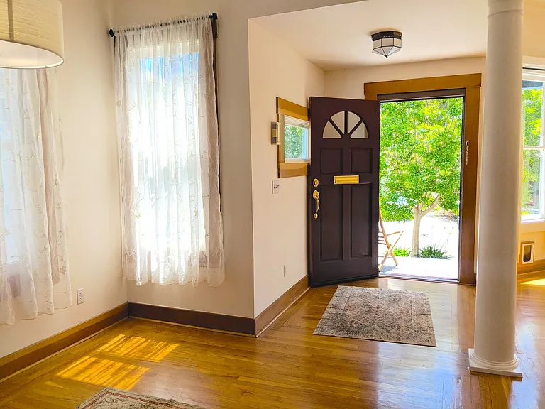 5263 Locksley Ave — Photo 3