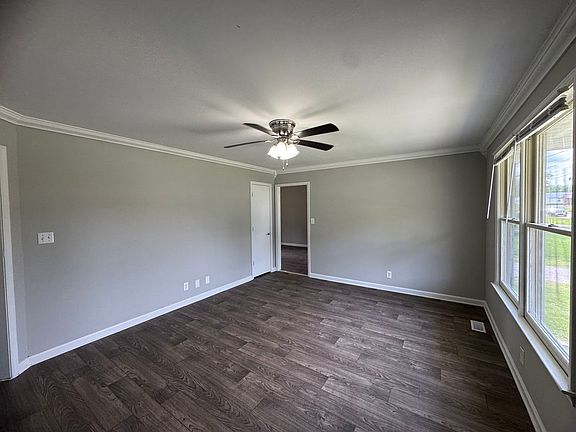 5th image of 579 Joshua Dr