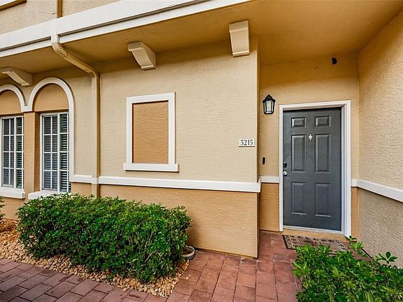 2nd image of 5215 Beach Breeze Ct #5215