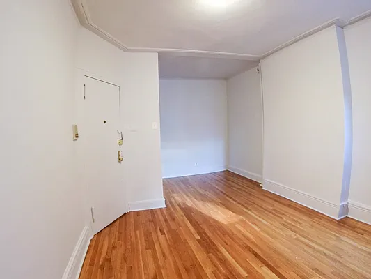 Rented by Urban Real Estate Inc | media 36