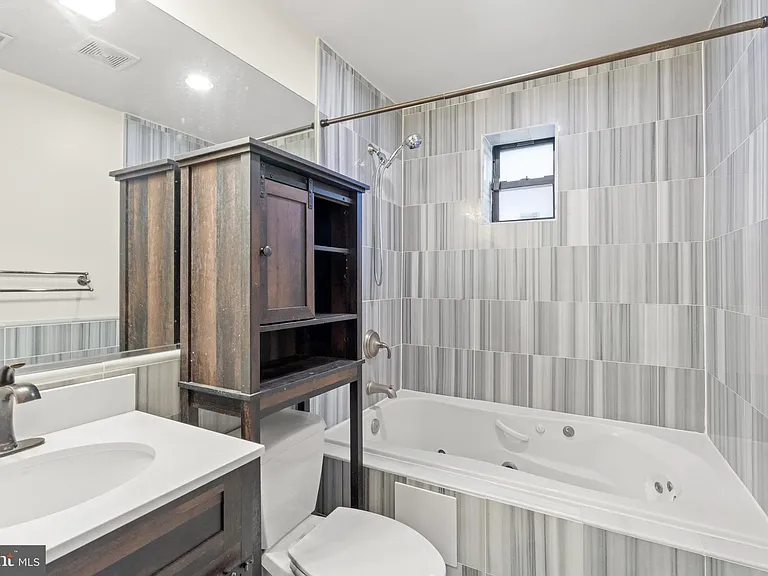 1354 Euclid St NW #202A — Photo 20
