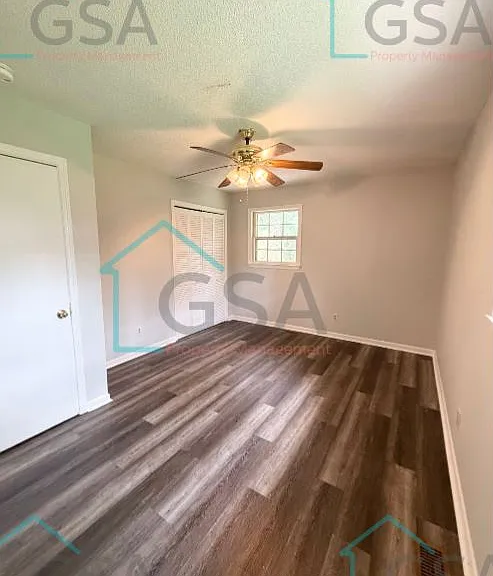 313 Dove Ct — Photo 5