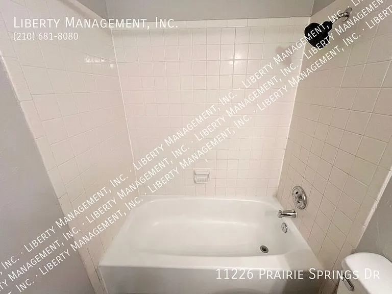 11226 Prairie Springs Dr — Photo 19
