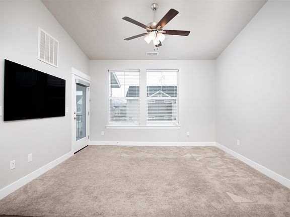 5th image of 479 N 360 W