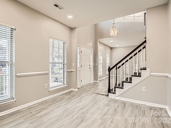 2nd image of 7326 Scarlet Runner Dr