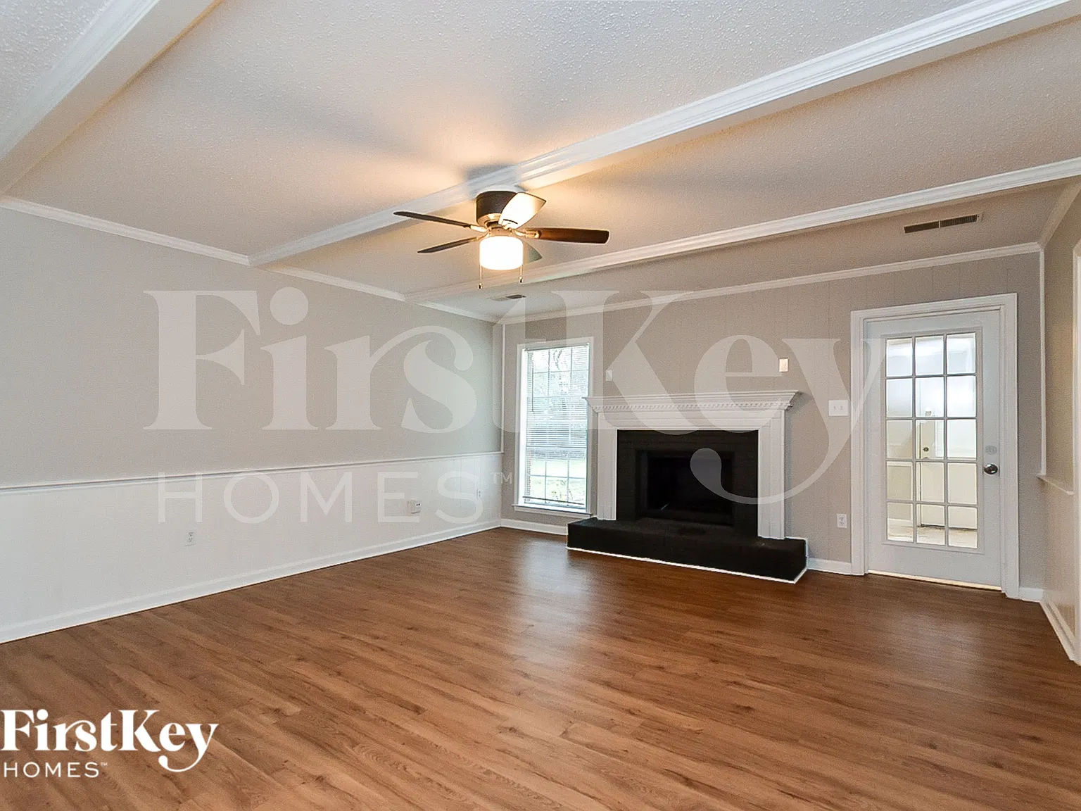 4 bed, 3.0 bath, 2429 sqft, $2,065 — Photo 2