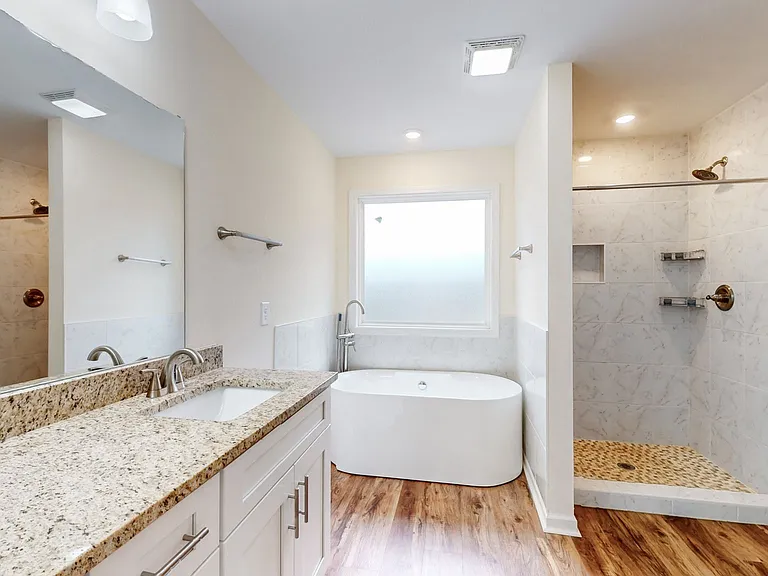 213 Indian Summer Ct — Photo 11