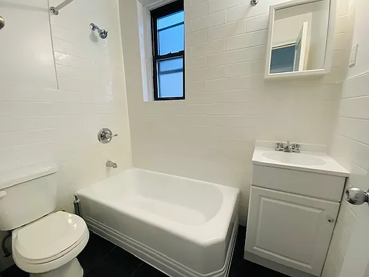 Rented by Highline Residential | media 13