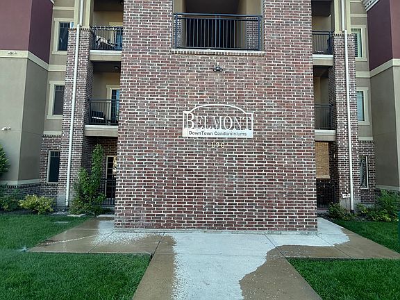 3rd image of 190 E Belmont Ave APT 2