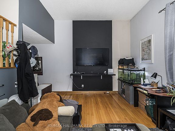 5th image of 1330 Trowbridge Dr #42