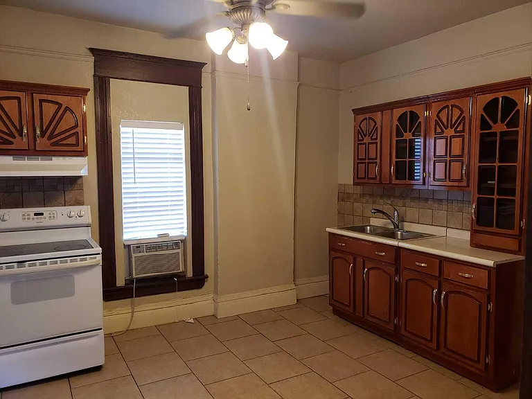 617 Prospect St #2 — Photo 6