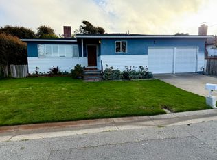 1131 Del Monte Blvd, Pacific Grove, CA 93950