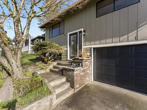 3rd image of 15316 SE Lee Ave