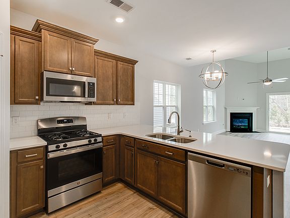 2nd image of 1449 Sweet Gardenia Dr