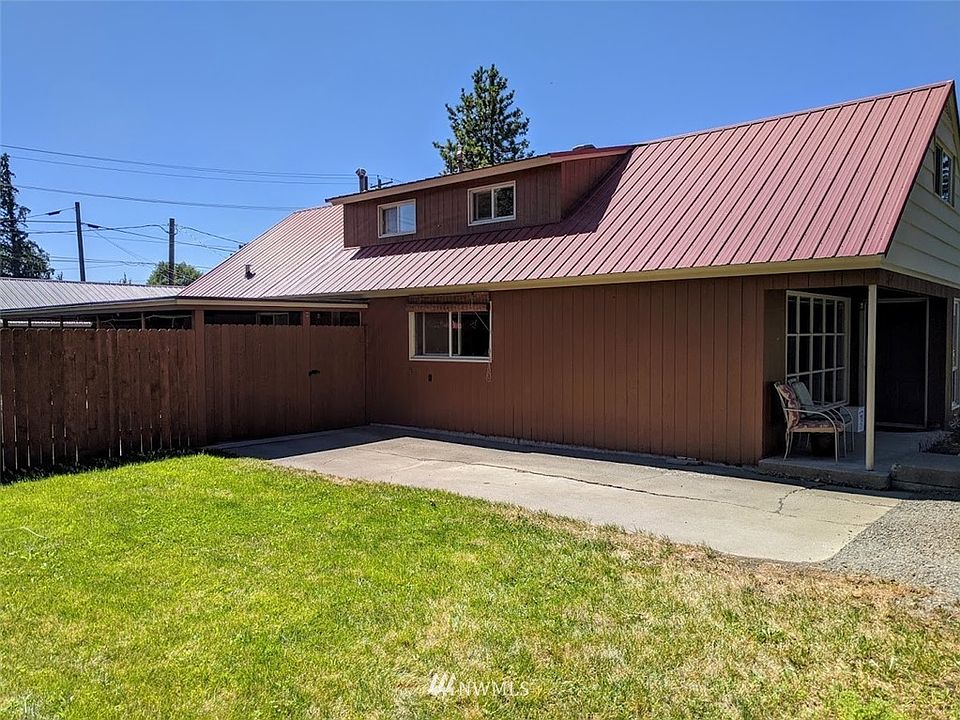 2nd image of 1010 E 11th Avenue