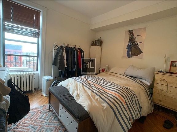 5th image of 118 Underhill Ave APT 3B