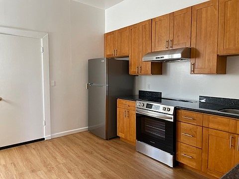 2nd image of 602 2nd Ave