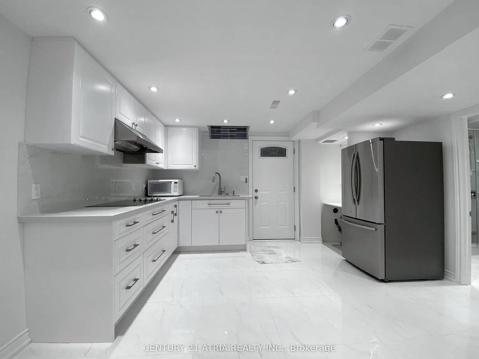 2 bed, $1,600 — Photo 3