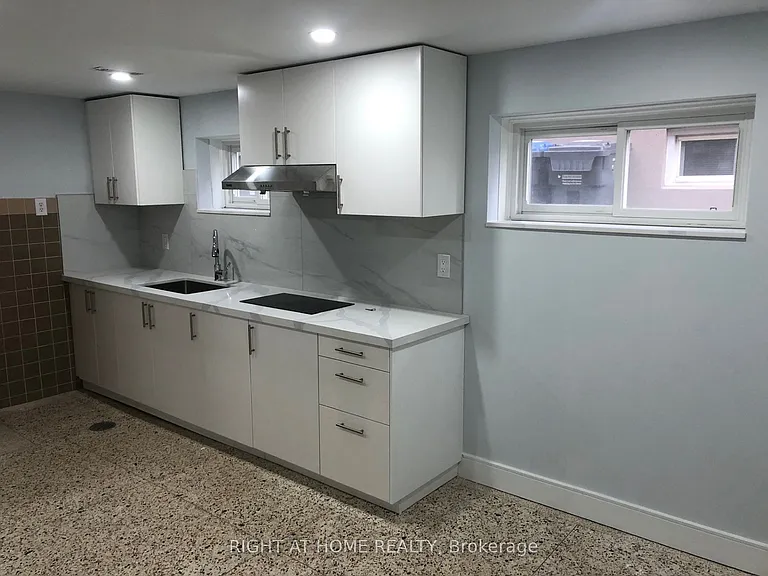 3631 Molly Ave — Photo 3