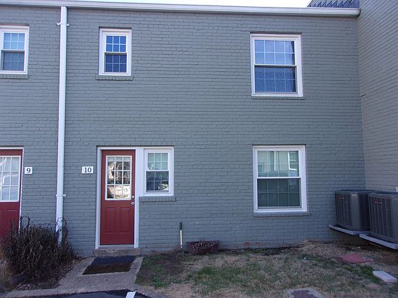 3rd image of 740 N Monroe St #10
