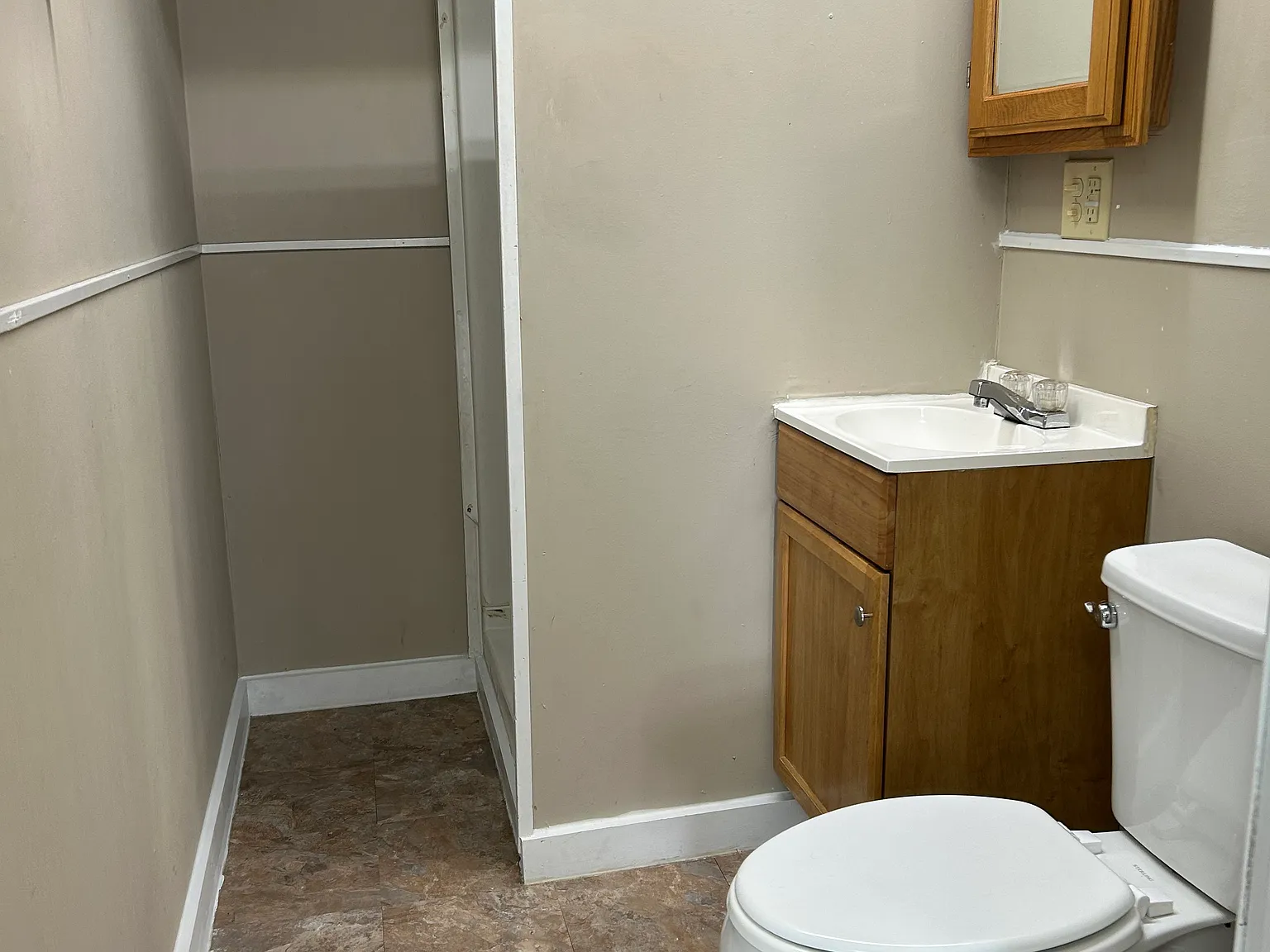 2 bed, 800 sqft, $1,500 — Photo 4