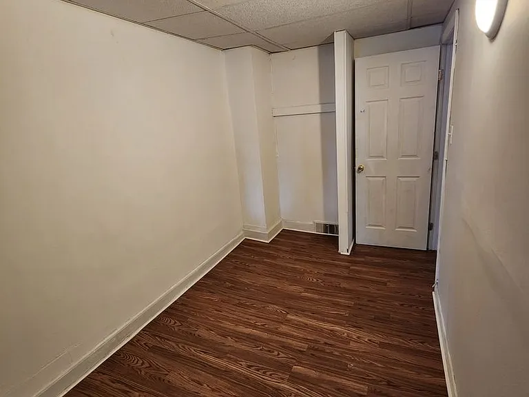 1517 Walnut St — Photo 17