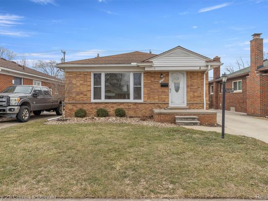 15107 Aster Ave, Allen Park, MI 48101