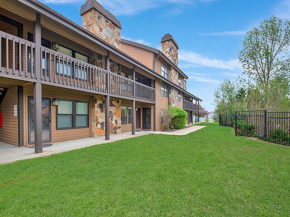 5th image of 3615 Wolf Creek Dr #104