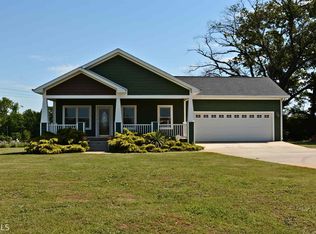 14 Daisy Ln, Royston, GA 30662