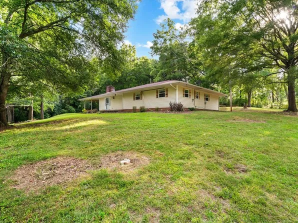 3079 Cleveland Hwy, Dalton, GA 30721