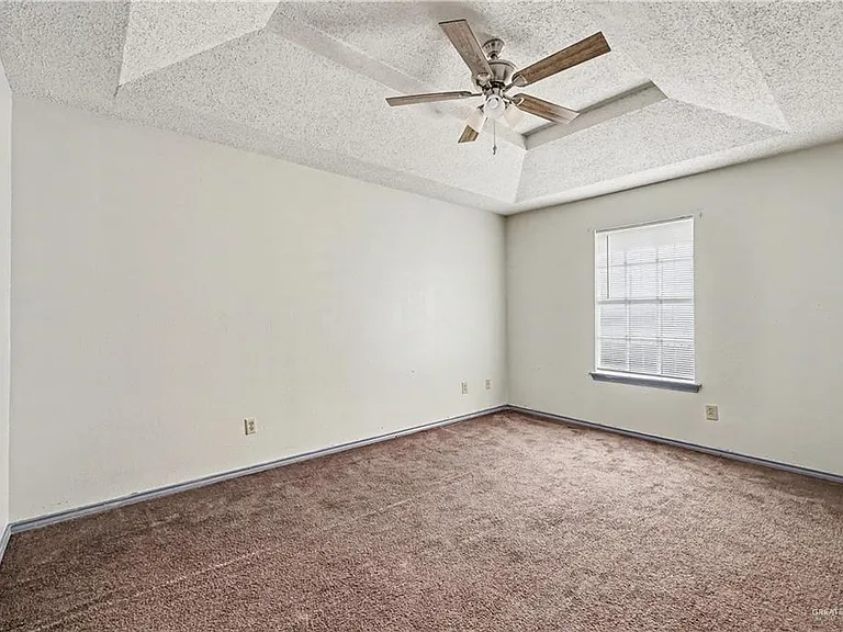 4105 N 24th Ln #9 — Photo 12