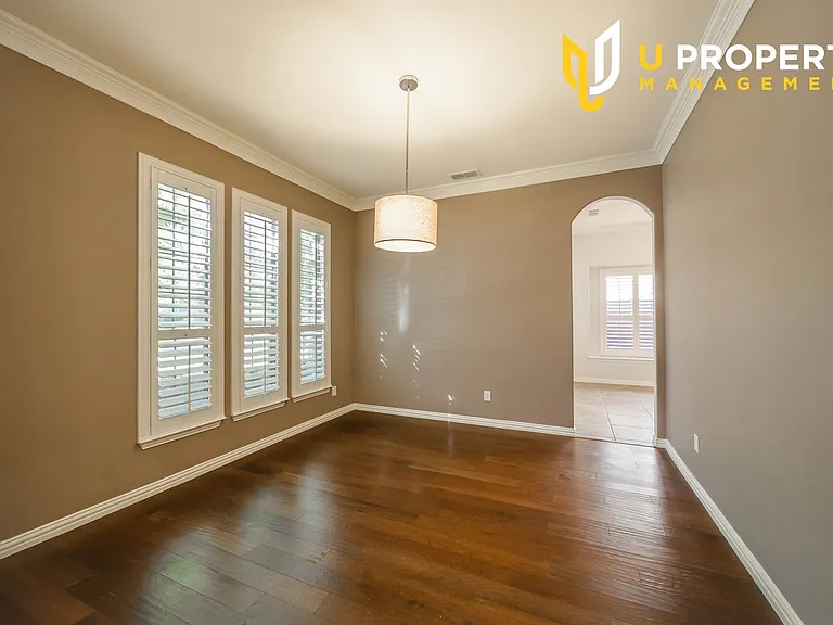1810 Port Isabel Dr — Photo 5