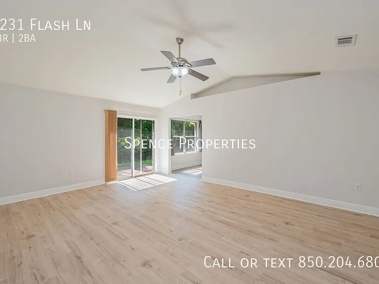 6231 Flash Ln — Photo 3