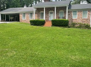 1119 Glenway Dr, Laurel, MS 39440