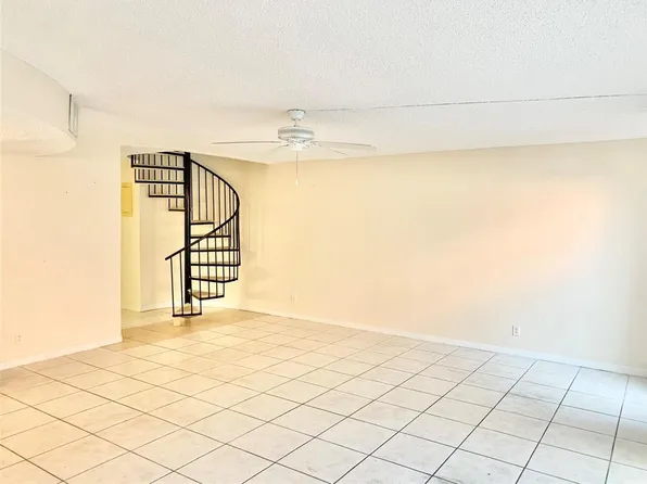 680 Tennis Club Dr APT 102, Fort Lauderdale, FL 33311