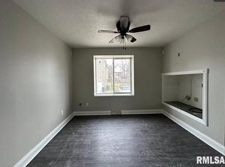 4011 7th Ave #2, Rock Island, IL 61201