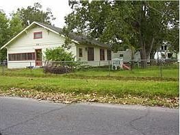 2nd image of 330 Yoakum Ave